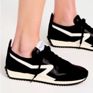 Rag and Bone Retro Runner Sneaker. Black. Size 6.5 (36.5)